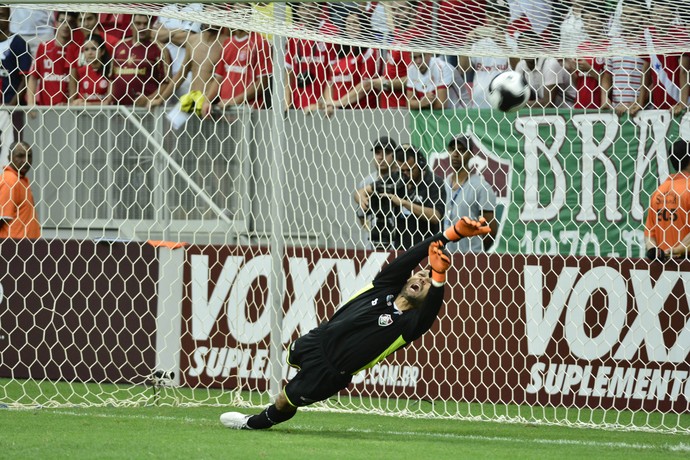 Diego Cavalieri Fluminense x Internacional (Foto: RICARDO BOTELHO/BRAZIL PHOTO PRESS/ESTADÃO CONTEÚDO)