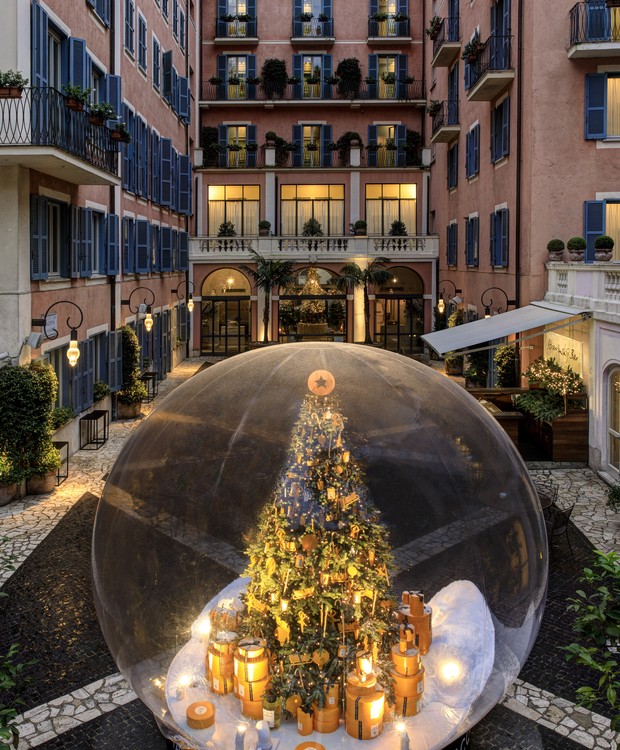 Árvore de Natal da grife Acqua di Parma no Hotel de Russie, em Roma (Foto: Divulgação )