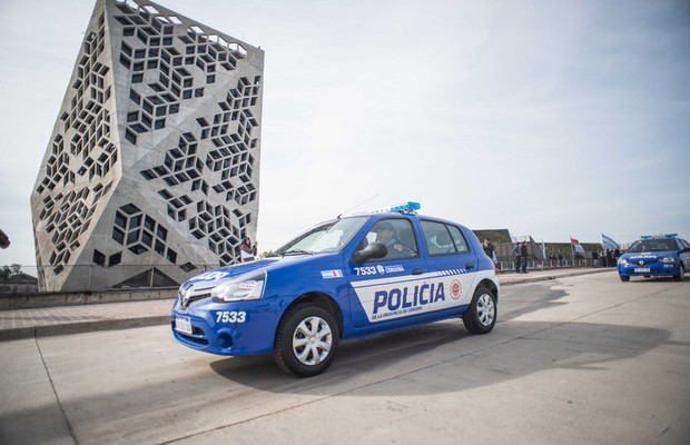 Fiat Toro se transforma em viatura de polícia na Argentina – CAP ...