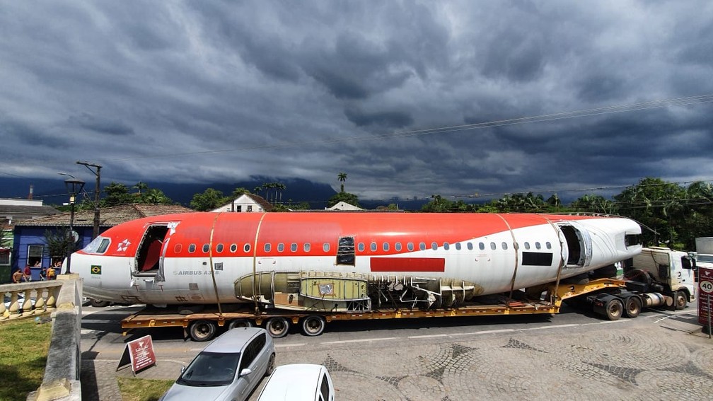Aeronave foi comprada por um casal de empresários de Morretes — Foto: Denilson Beltrame/RPC