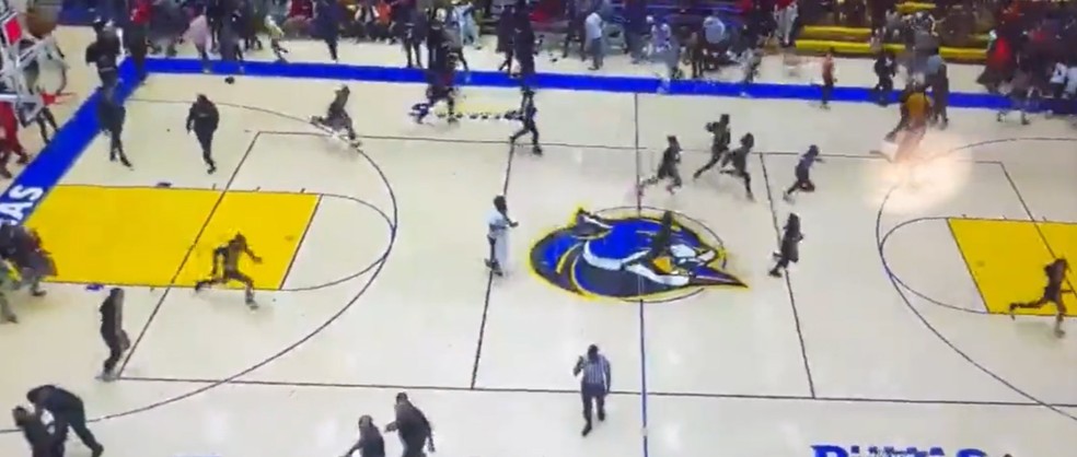 Jogo de Bronny James acabou em correria nos EUA — Foto: Reprodução