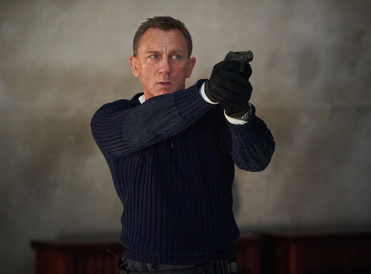 007: conheça os celulares que aparecem nos filmes de James Bond