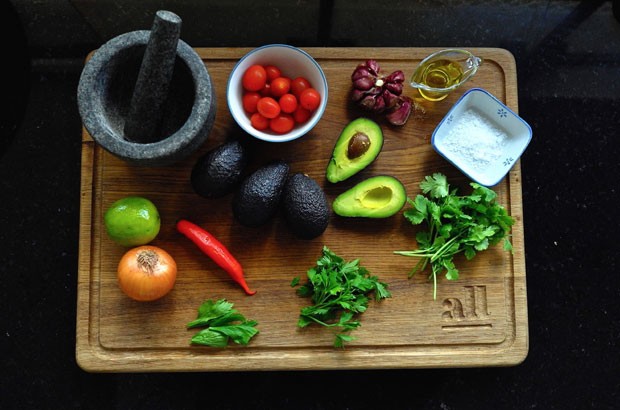 Ingredientes para a deliciosa guacamole (Foto: André Lima de Luca)