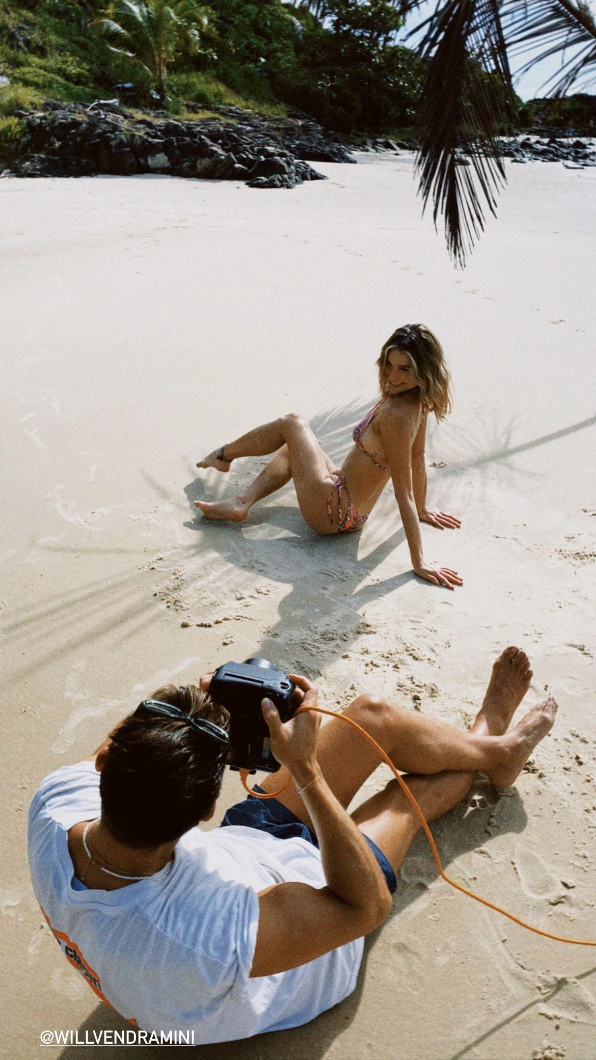 Sasha estrela ensaio em praia da Itália (Foto: Reprodução/Instagram)