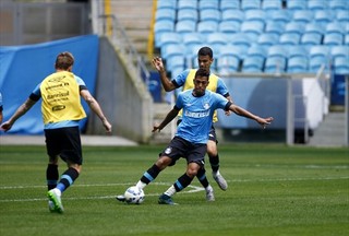 Sem erros: Grêmio ajusta troca de passes a aprimora arremates na Arena