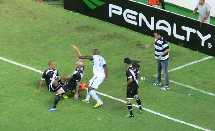 Adilson Batista Vasco x Coritiba (Foto: Raphael Zarko)