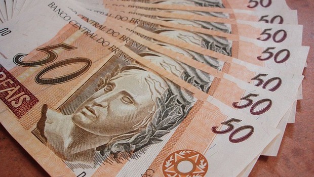 Dinheiro em espécie representa 50% do faturamento do comércio, segundo o Banco Central (Foto: Pixabay)