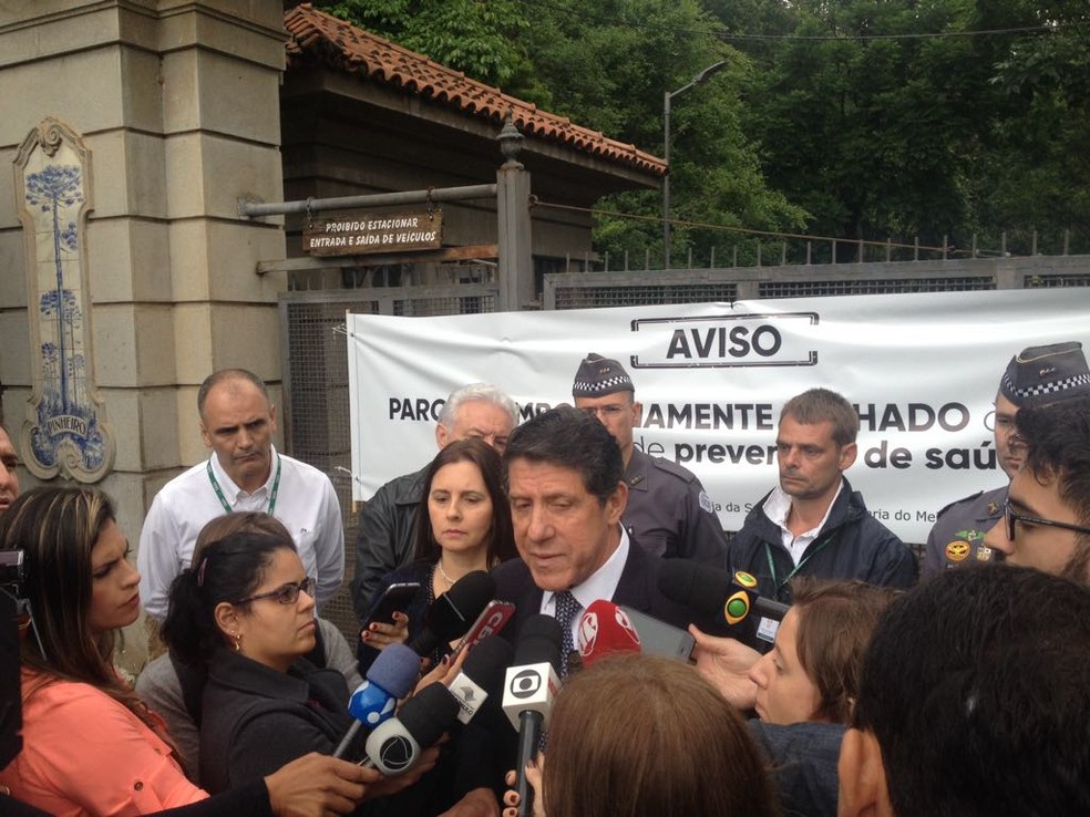 Secretário estadual da Saúde fala sobre o fechamento do Horto após morte de macaco por febre amarela (Foto: Aldieres Batista/G1)