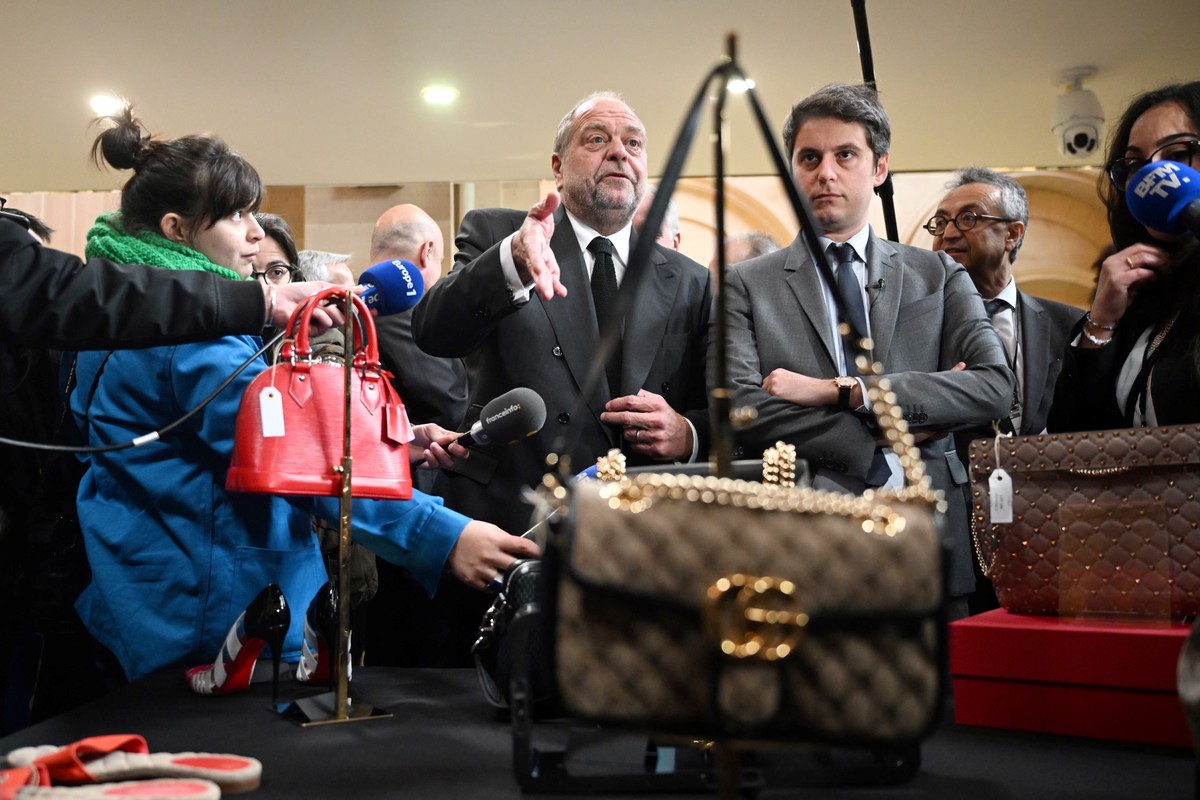 Pyjama en soie Lamborghini, Rolex, Dior : la France met aux enchères des objets saisis dans le trafic de drogue et lève 1,28 million d’euros |  Monde