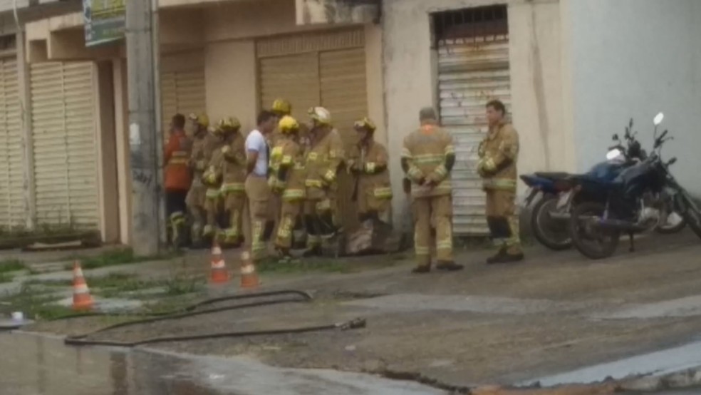 Bombeiros atuam em vazamento de material tóxico no DF — Foto: Arquivo pessoal