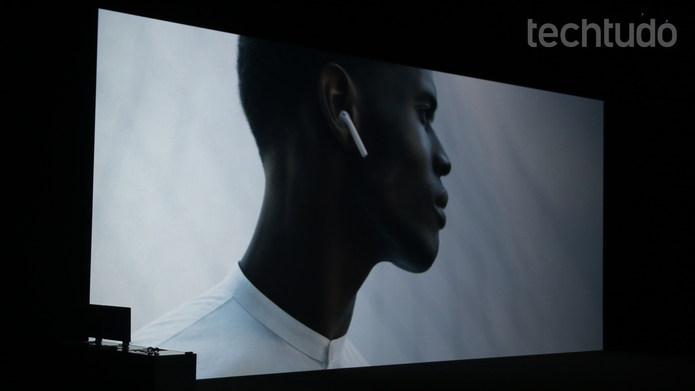 AirPods (Foto: Thássius Veloso/TechTudo)