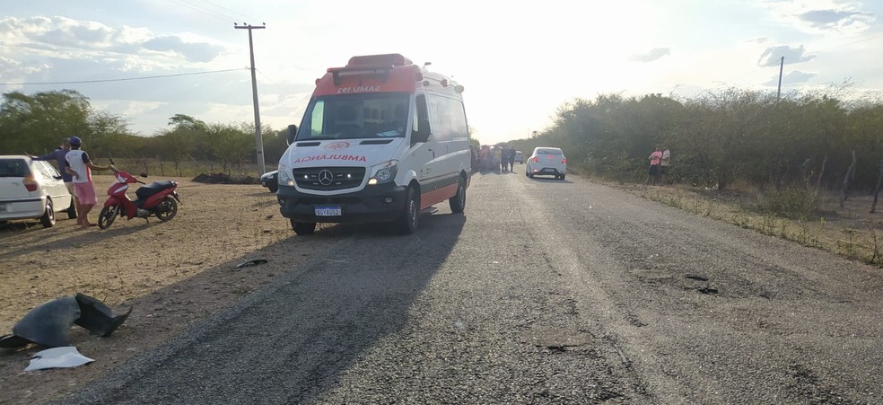 Colis&atilde;o ocorreu na RN 223 &mdash; Foto: Redes sociais