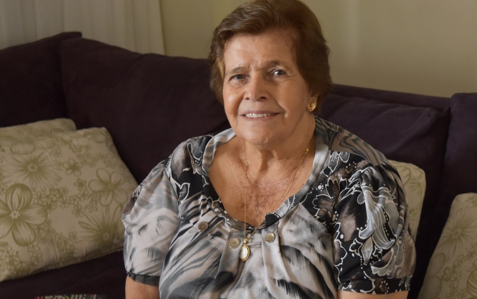 Dona Carmem Divina da Silva, mãe de Leandro e Leonardo, que ia semanalmente à Casa de Apoio — Foto: Vanessa Martins/G1