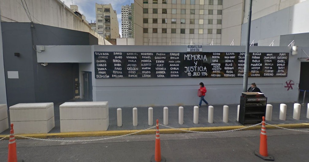 Imagem da fachada atual do local onde ficava o prédio da Amia, em Buenos Aires — Foto: Reprodução