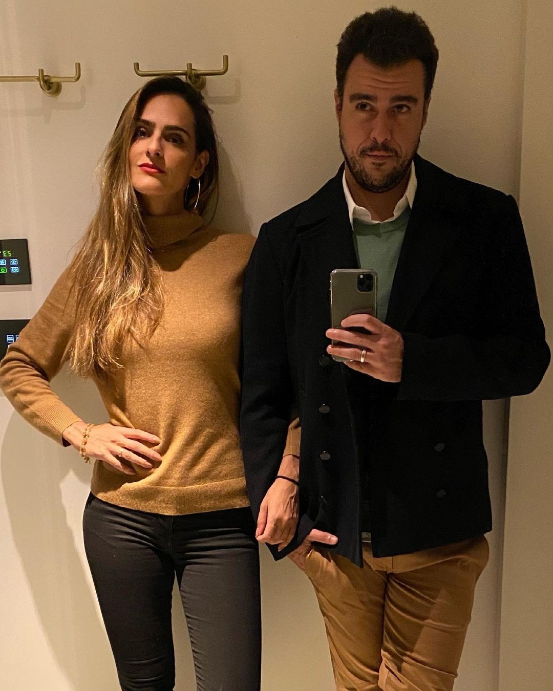 Joaquim Lopes e Marcella Fogaça combinam looks em clique no Instagram (Foto: Reprodução/Instagram)