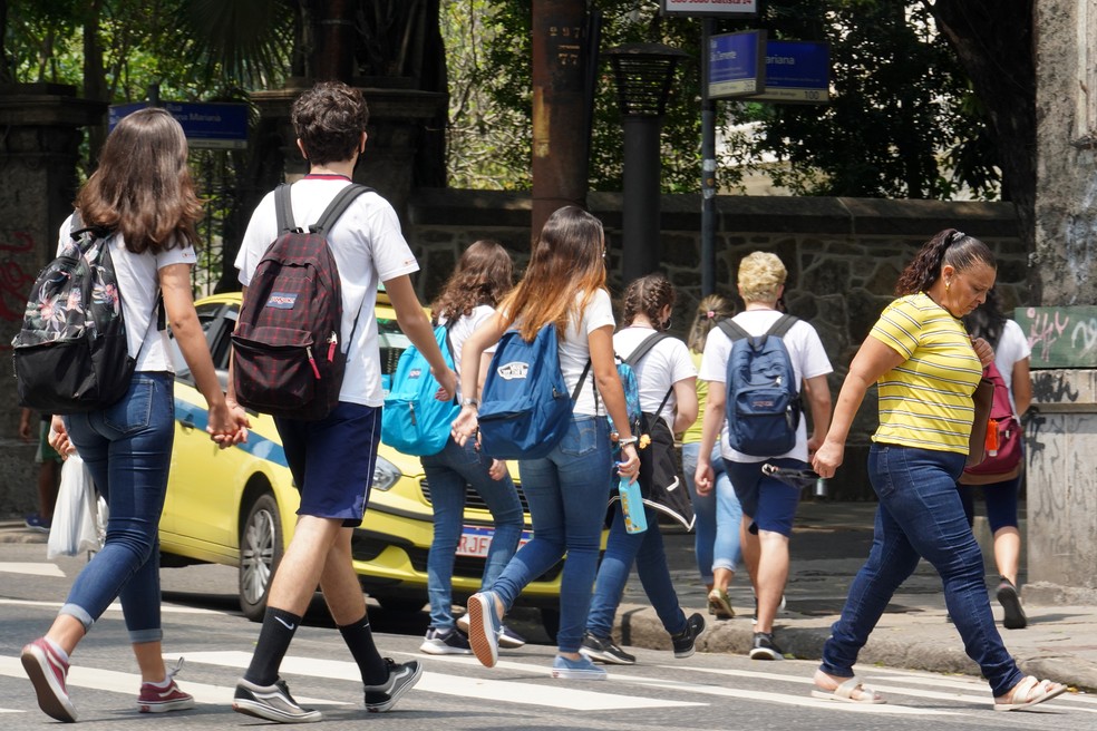 Alunos de escolas particulares voltam às aulas no Rio de Janeiro em outubro de 2020 — Foto: Marcos Serra Lima/G1