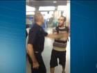 'Tira o skate do chão, vagabundo!', relata jovem agredido no Metrô de SP