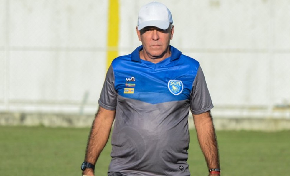 Apos Terceira Derrota Luis Antonio Zaluar Deixa O Comando Do Sampaio Correa Serra Lagos Norte Ge