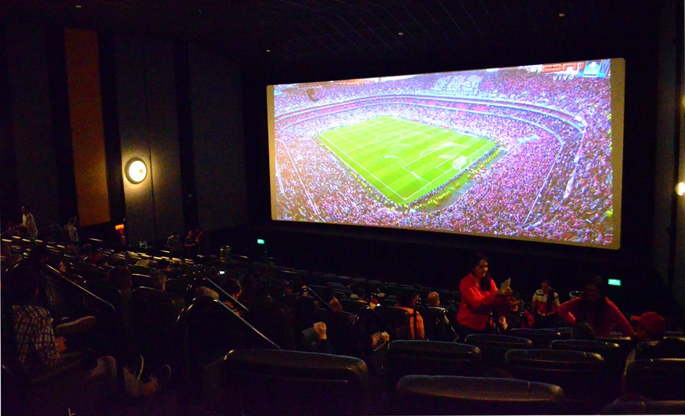Final da Liga dos Campeões já foi exibida em cinemas brasileiros (Foto: Danilo Sardinha/GloboEsporte.com)