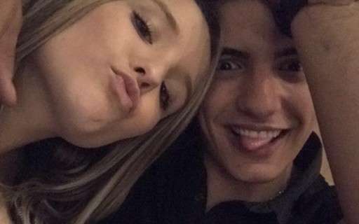 Namorado De Larissa Manoela Posta Foto Sem Camisa E Fas Invadem Os Comentarios Betty faria namorou dennis hopper; friend biotubunpocomp cf