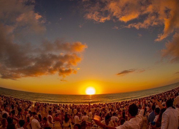 Featured image of post Imagens Festa De Reveillon : Confira neste post todas as informações sobre as melhores festas de réveillon no nordeste em 2021, e aproveite nosso código de desconto.