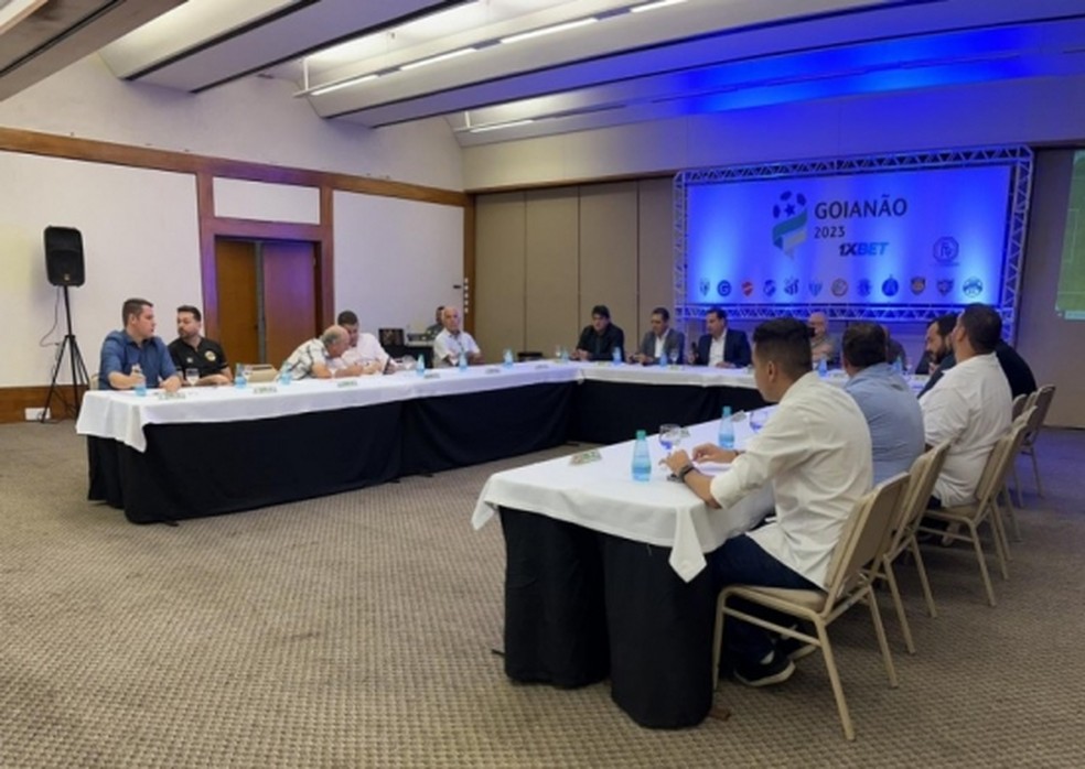 Conselho Tcnico definiu na manh desta segunda as diretrizes do Goiano 2023  Foto: Divulgao/FGF
