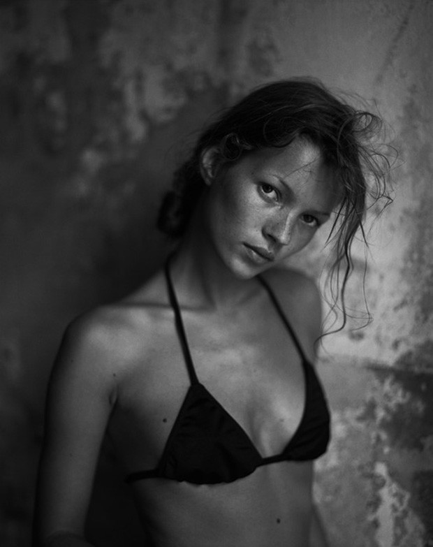 Kate Moss (Foto: Reprodução/ © Mario Sorrenti)