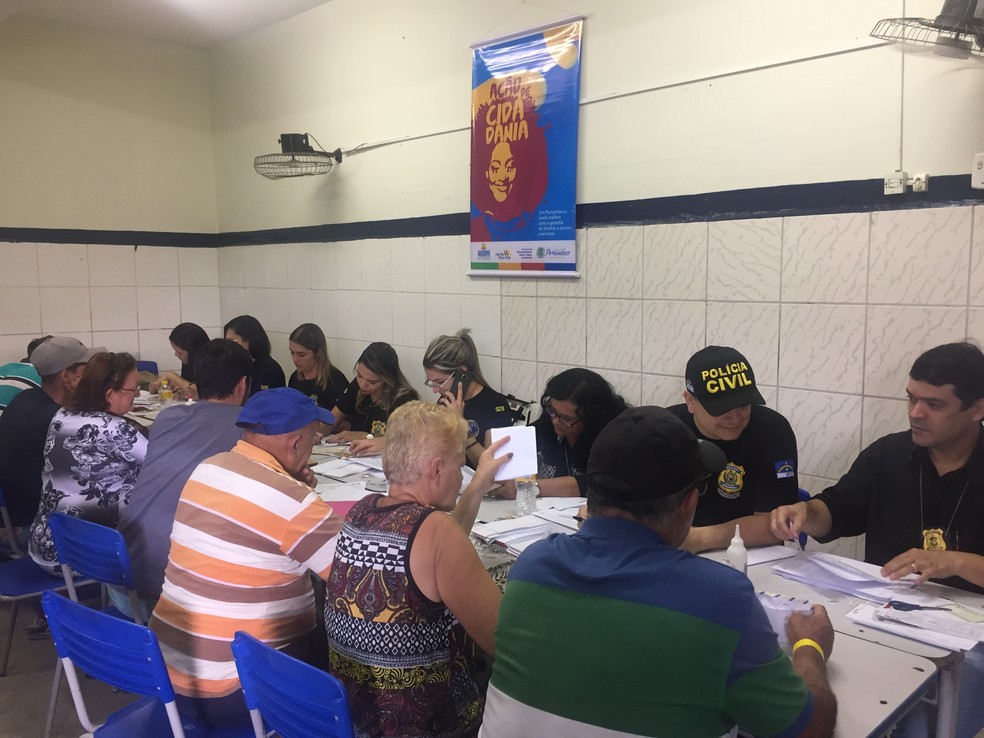 Projeto 'AÃ§Ã£o de Cidadania' Ã© realizado em Toritama â Foto: Assessoria/DivulgaÃ§Ã£o
