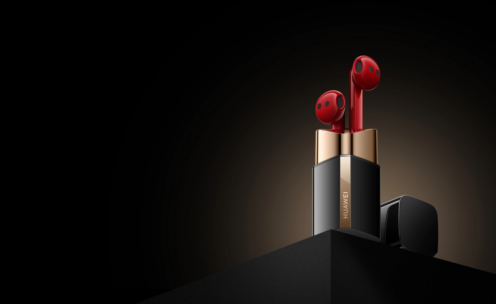 Huawei Freebuds Lipstick tem embalagem de luxo e promete som de qualidade — Foto: Divulgação/Huawei