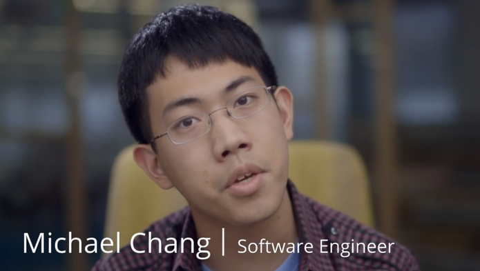 Michael Chang, engenheiro de software do YouTube, explica botão para GIFs (Foto: Reprodução/YouTube)