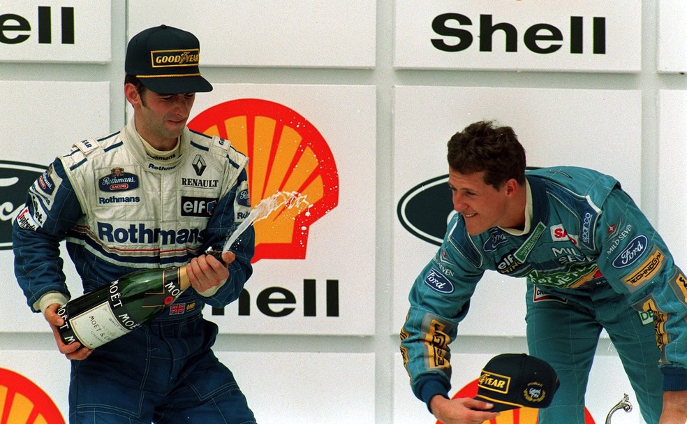 Hill e Schumacher no pódio de Interlagos em 1994 — Foto: Getty Images