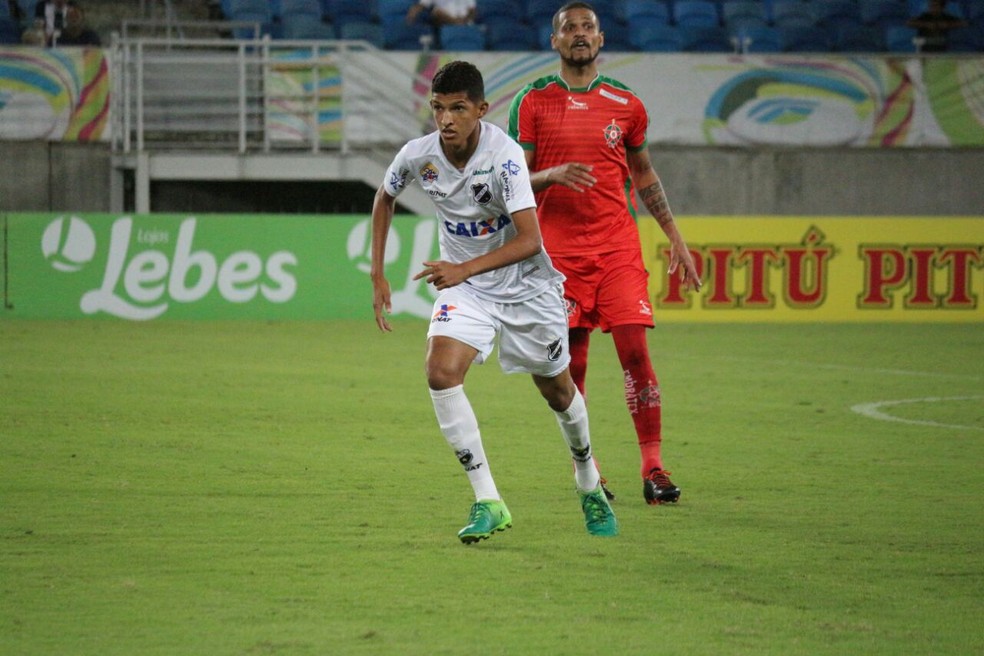 Matheus fez boa estreia com a camisa do ABC (Foto: Andrei Torres/ABC FC)