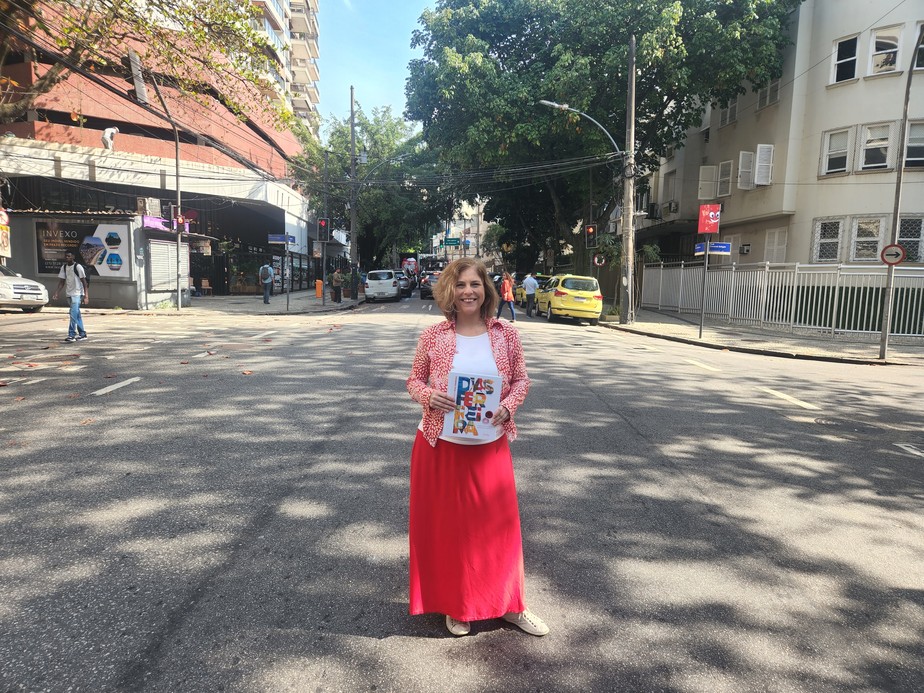 Fernanda Gentil lançou livro sobre a Rua Dias Ferreira, no Leblon