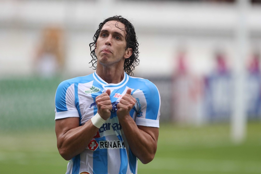 Contrato de Nicolas não prevê liberação para outros clubes: "Não acharia  justo com o Paysandu" | paysandu | ge