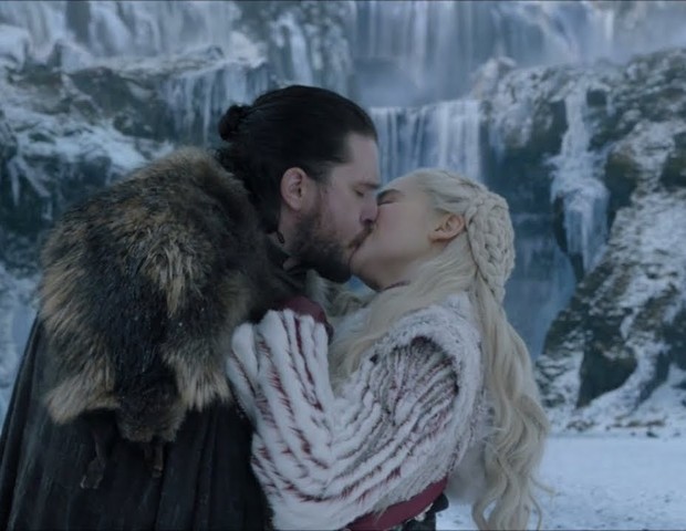 Jon Snow e Daenerys Targaryen em Game of Thrones (Foto: reprodução)