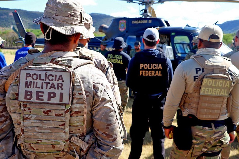 Operação da PF no Sertão de PE contou com apoio do Exército, PM e Polícia Civil de Pernambuco — Foto: Polícia Federal 