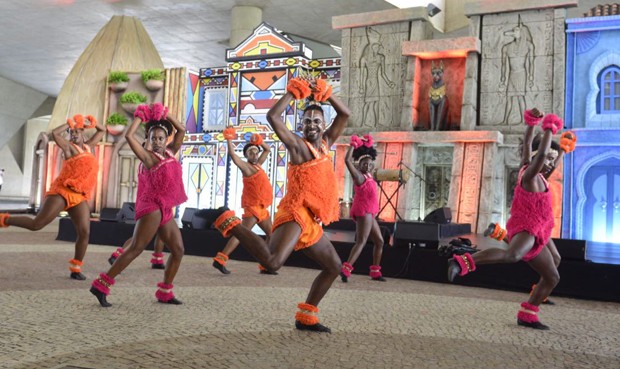 Apresentação da escola de dança afro do Rio de Janeiro (Foto: Fabio Cordeiro/ Ed. Globo)