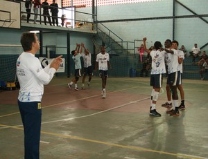 Pela ta\u00e7a do Rio Sul de V\u00f4lei, Resende adota mudan\u00e7a de t\u00e1tica ...