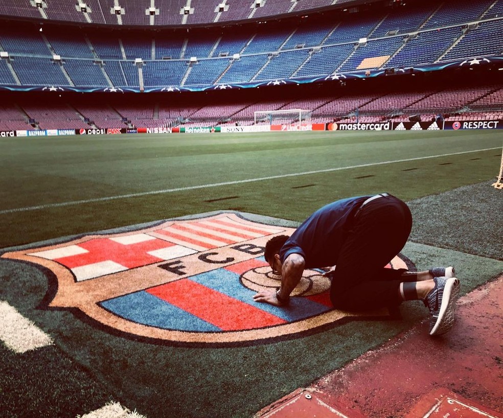 Daniel Alves faz post para comemorar volta ao Barcelona — Foto: Reprodução/Instagram