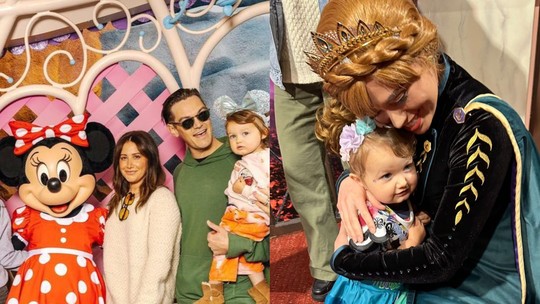 Ashley Tisdale viaja para a Disney em família e leva a filha para conhecer princesa