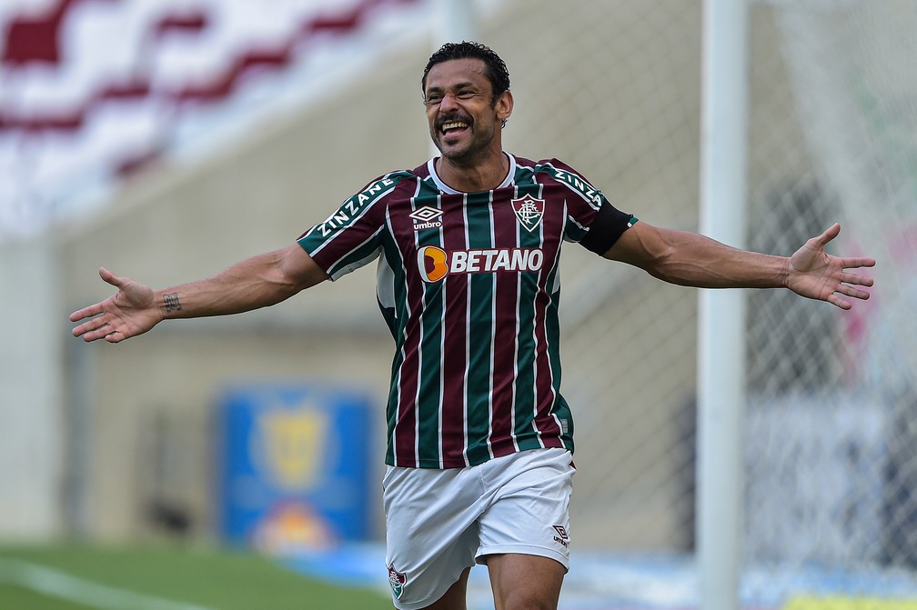Fred ainda n�o jogou com p�blico desde que retornou ao Flu � Foto: Thiago Ribeiro / Agif