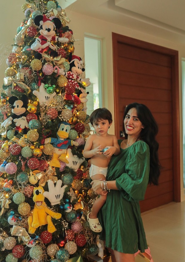 Jade Seba mostra sua árvore de Natal com 3 metros de altura (Foto: Divulgação/ Studio Patrícia Difiori)