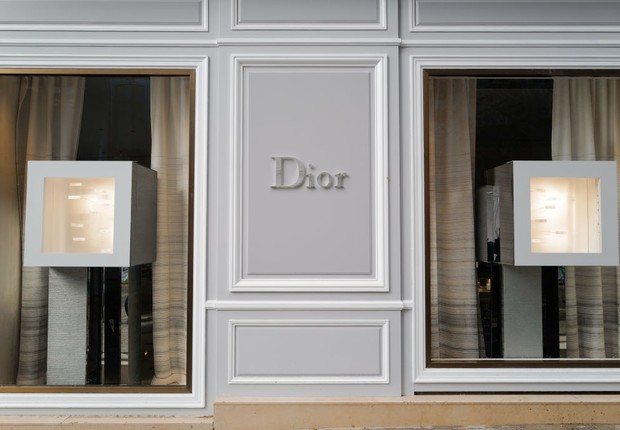 fachada Dior Paris (Foto: Getty Images)