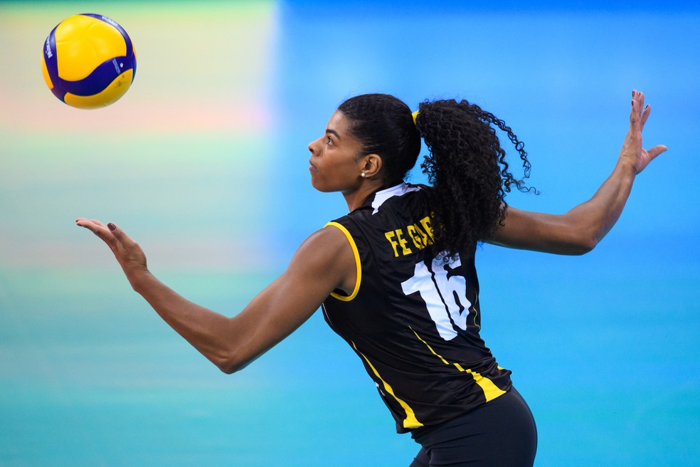 Fernanda Garay Quebra Nariz Passa Por Cirurgia E Desfalca Praia Clube Volei Ge