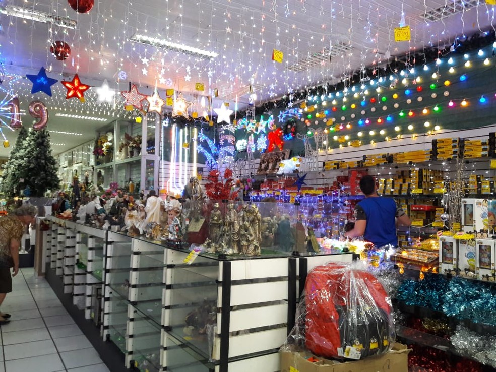 Busca por enfeites natalinos movimenta lojas do centro de Maceió | 2018 | G1
