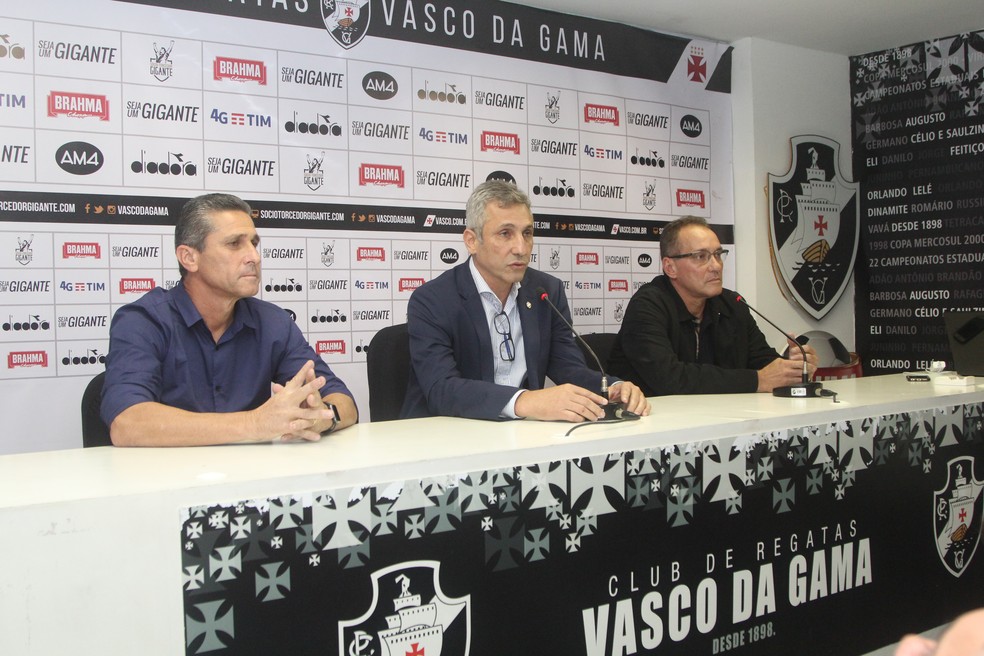 Jorginho, Alexandre Campello e PC Gusmão em apresentação em São Januário (Foto: Paulo Fernandes/Vasco.com.br)