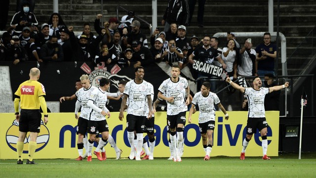 Melhores momentos: Corinthians 1 x 5 Bahia (Brasileirão) - ISTOÉ  Independente