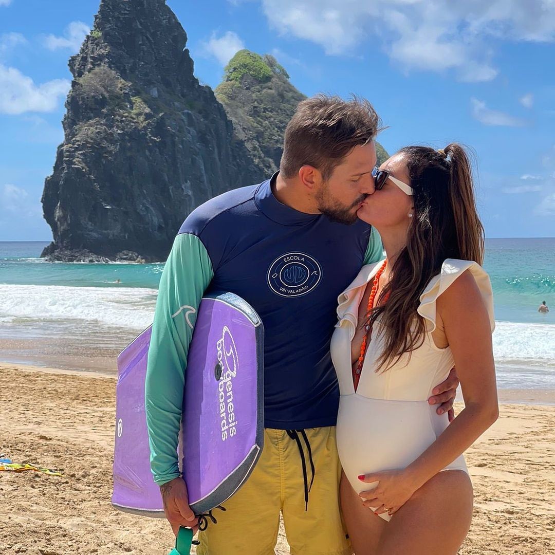 Felipe Pezzoni e Rossana Agnoletto anunciam terceiro filho (Foto: Reprodução/Instagram)