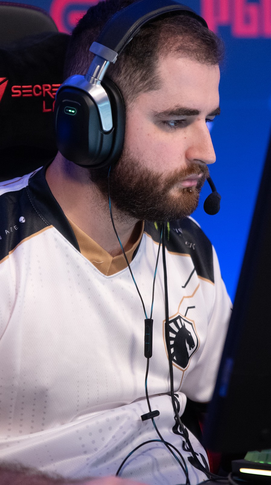Liquid Rostr Cs BLAST: Liquid perde para Vitality na estreia | cs:go | ge