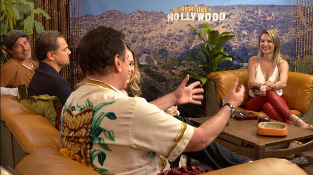 Renata Boldrini entrevistando o ídolo Quentin Tarantino com Brad Pitt e Leonardo DiCaprio (Foto: Arquivo Pessoal)